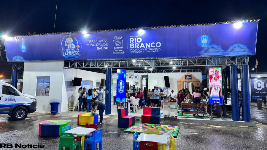 Prefeitura de Rio Branco aproxima população dos serviços da Atenção Especializada em noite temática na Expoacre