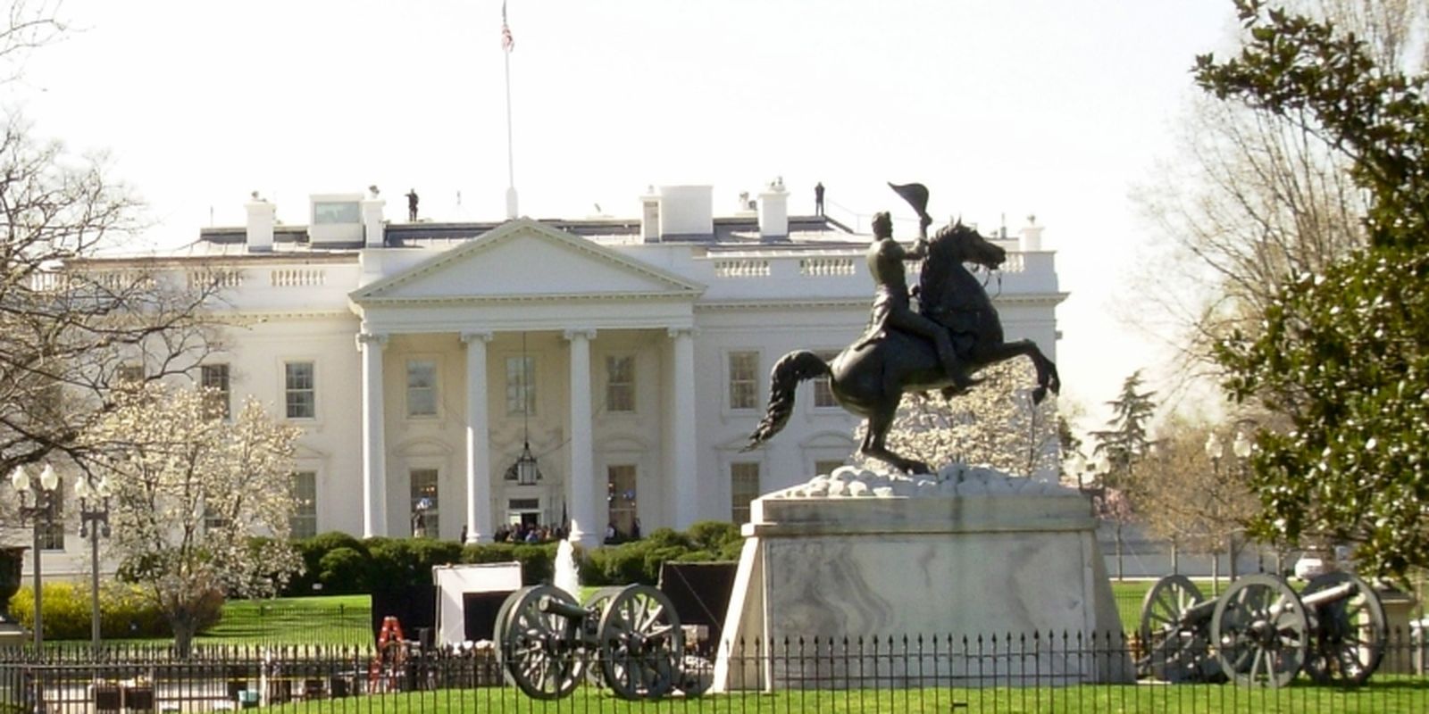 Dívida dos EUA ultrapassa US$ 40 trilhões após governos Trump e Biden