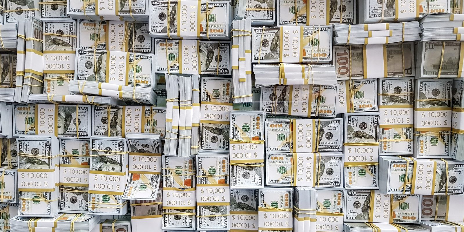 Dólar cai a R$ 5,14 com alívio no mercado externo