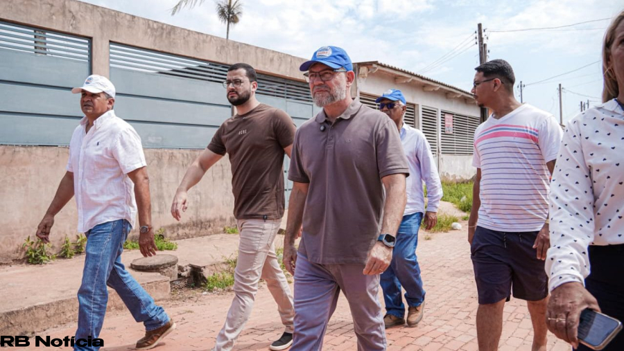 Prefeitura de Rio Branco ouve moradores e planeja novas ações no bairro Rosa Linda
