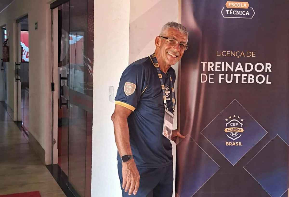 Paulo Roberto Oliveira participa de módulo presencial do curso “Licença B” da CBF