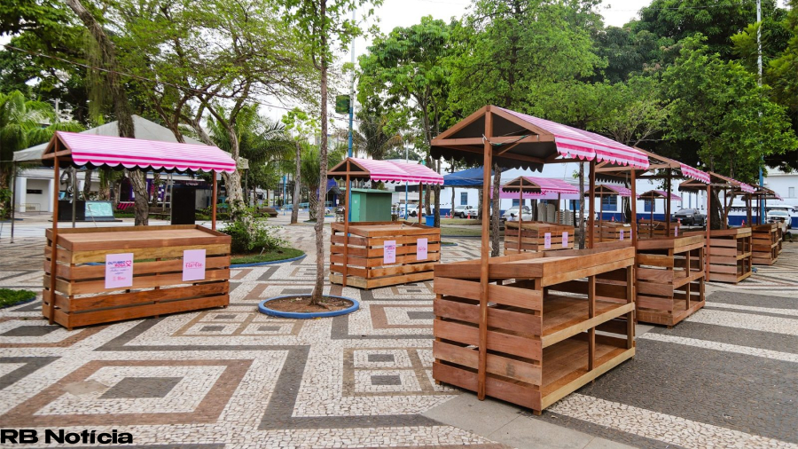 Prefeitura de Rio Branco prepara Praça da Revolução para abertura oficial do Outubro Rosa