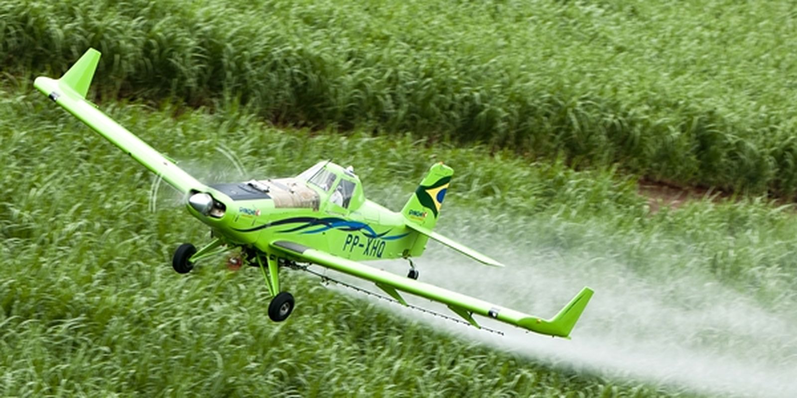 Brasil é 2º maior importador de pesticidas proibidos na UE, diz Oxfam