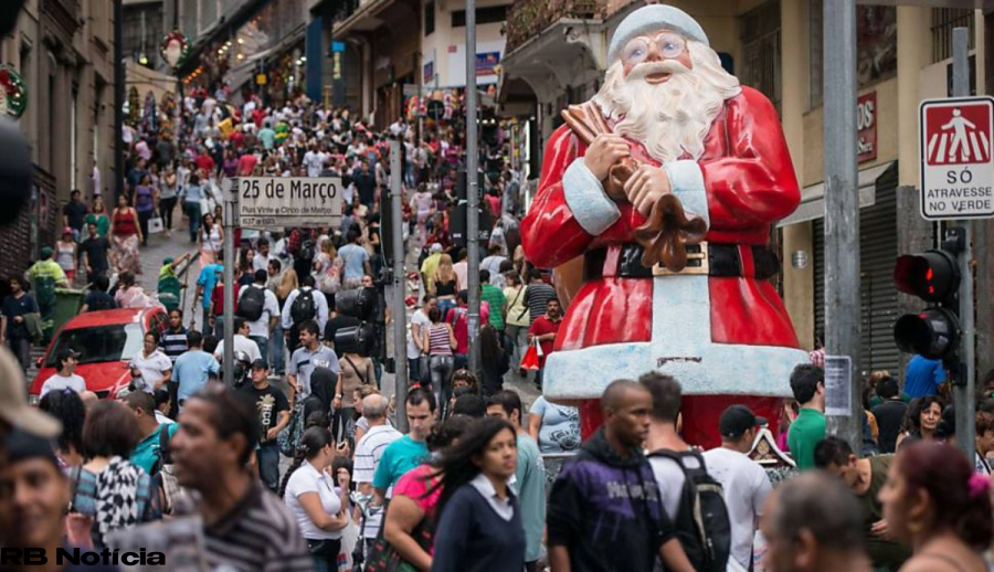 Escala 5×2 começa 10 dias antes do Natal e comércio enfrenta seu primeiro grande teste na época mais movimentada do ano