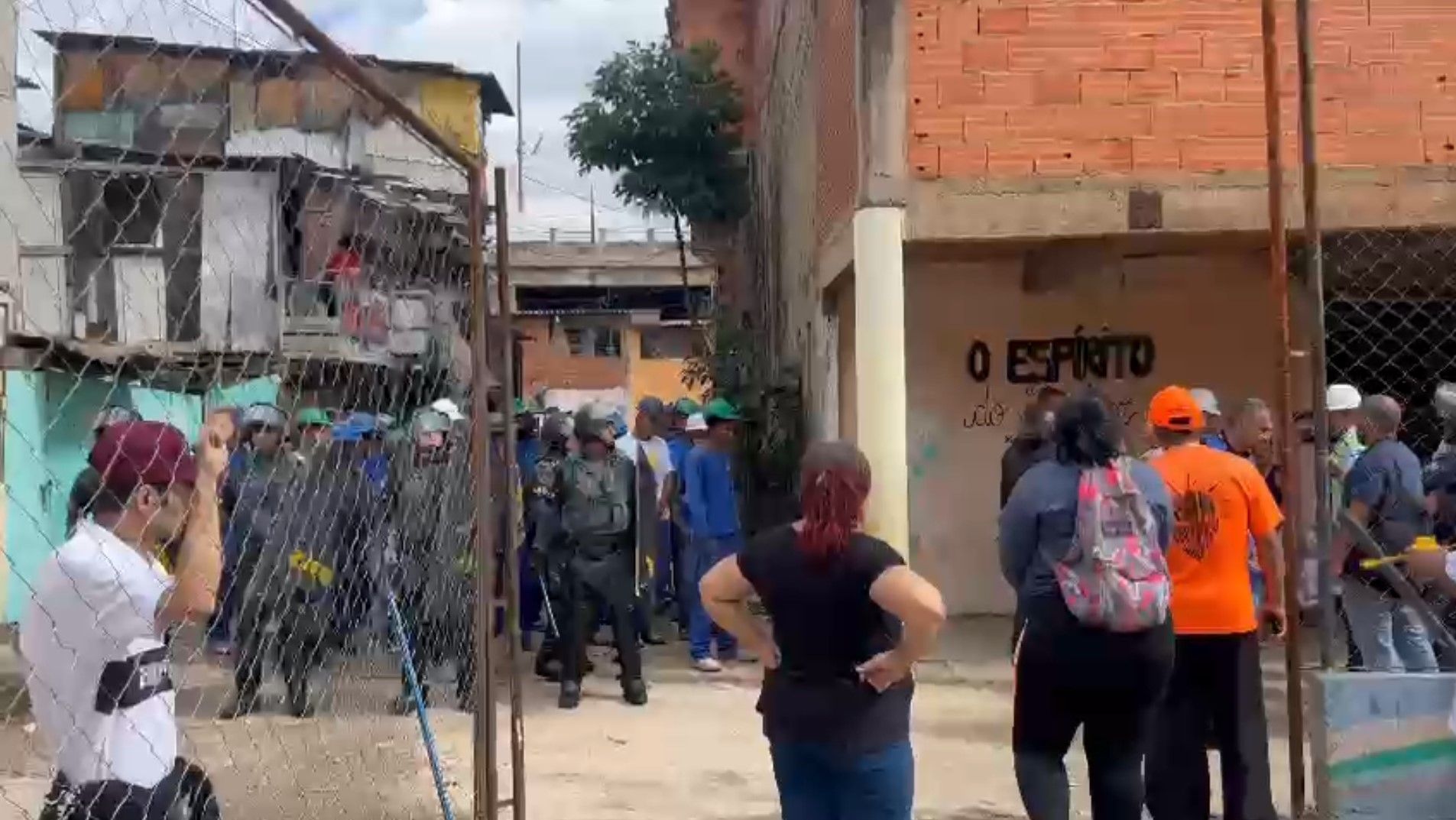 Governo Lula suspende cessão de terreno da Favela do Moinho ao estado de SP
