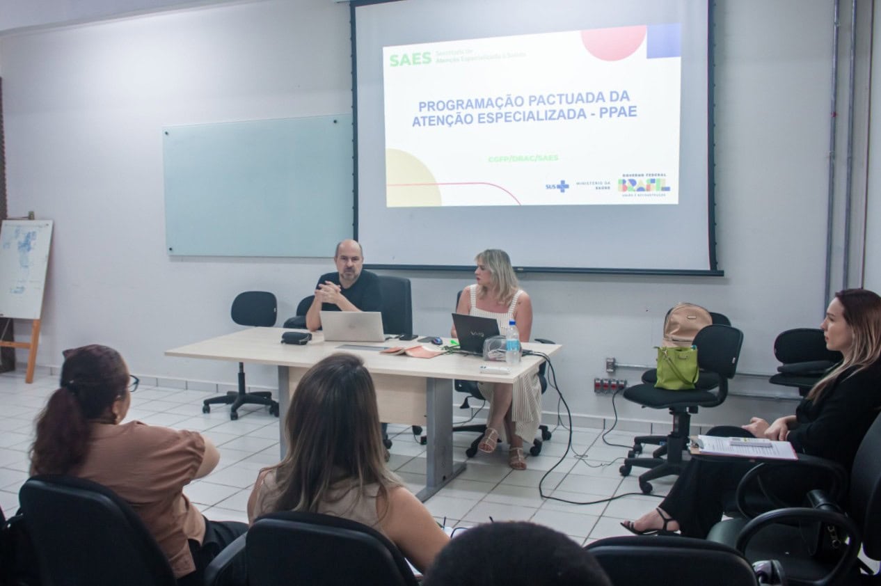 Governo e Ministério da Saúde conduzem oficina estratégica para definir melhorias no atendimento especializado