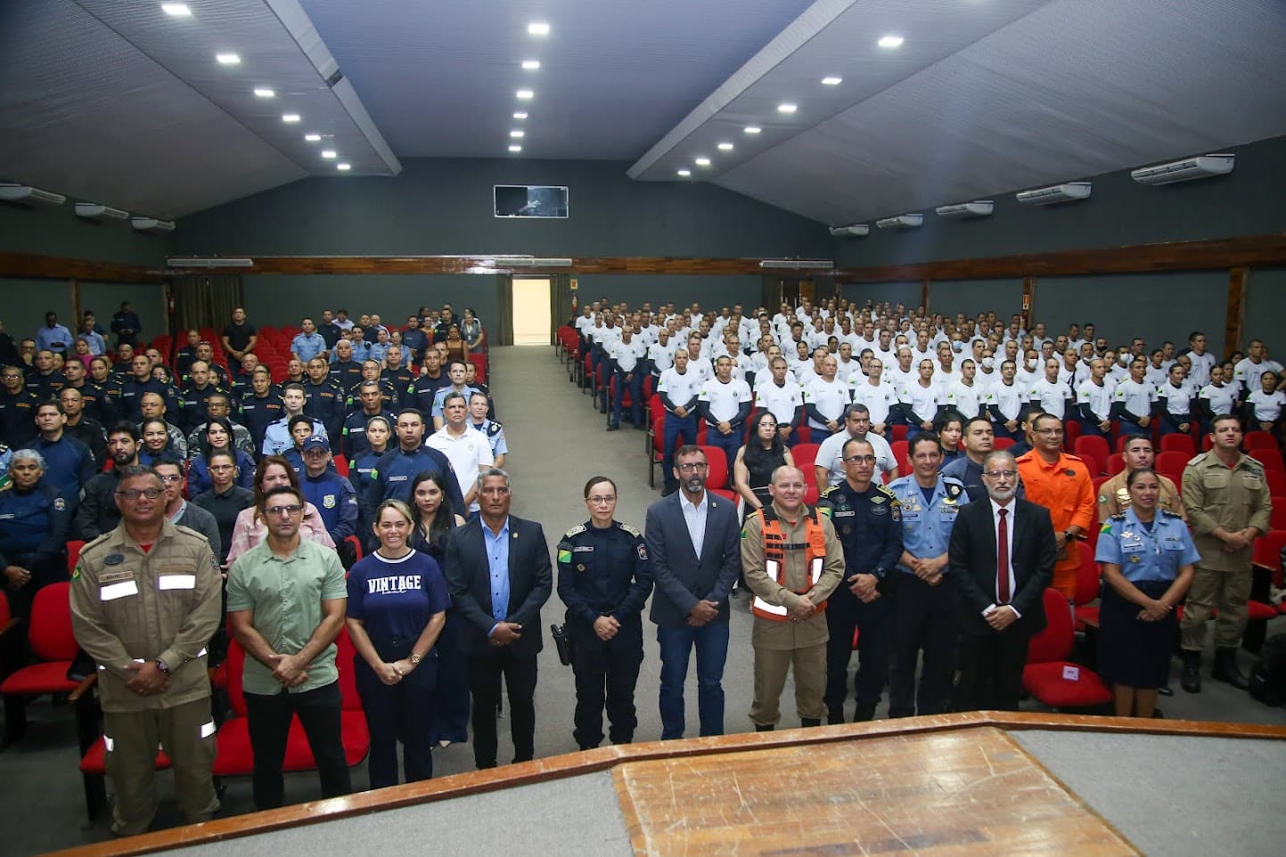 Segurança realiza curso de atendimento a tentativas de suicídio para capacitar profissionais do Acre