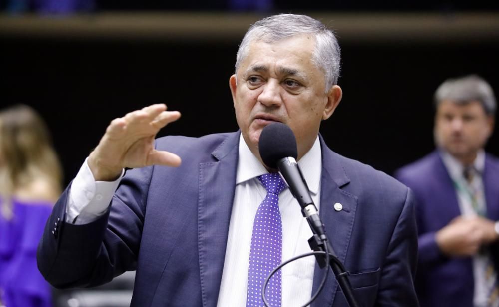 Governo vai apoiar projetos contra fraudes no INSS, diz líder na Câmara