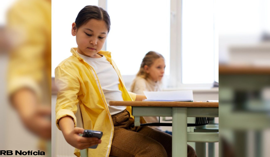 Polêmica? Pedagoga lista 5 motivos para o uso de celular e dispositivos eletrônicos em sala