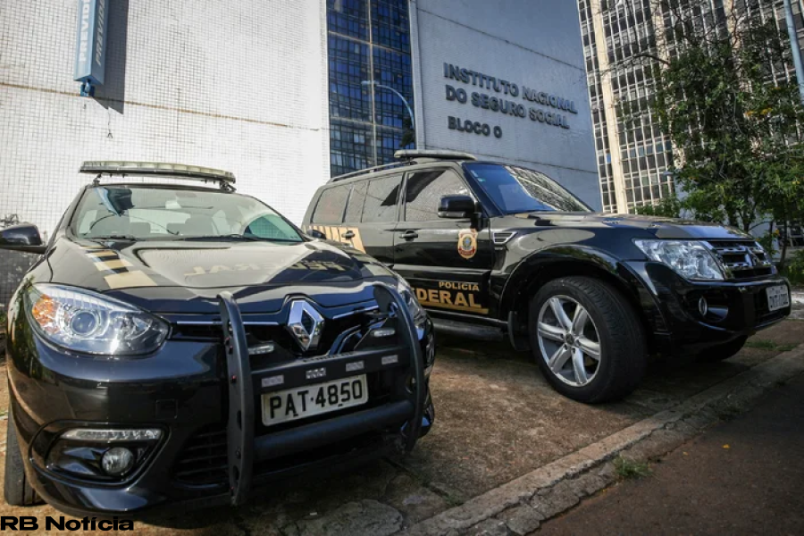 Farra do INSS: 3 mil servidores tinham acesso a dados de aposentados