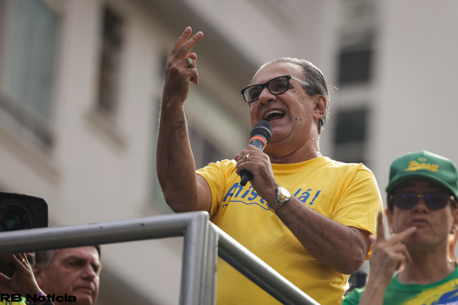 Malafaia reage após Polícia Federal não conseguir encontrá-lo: “Piada”