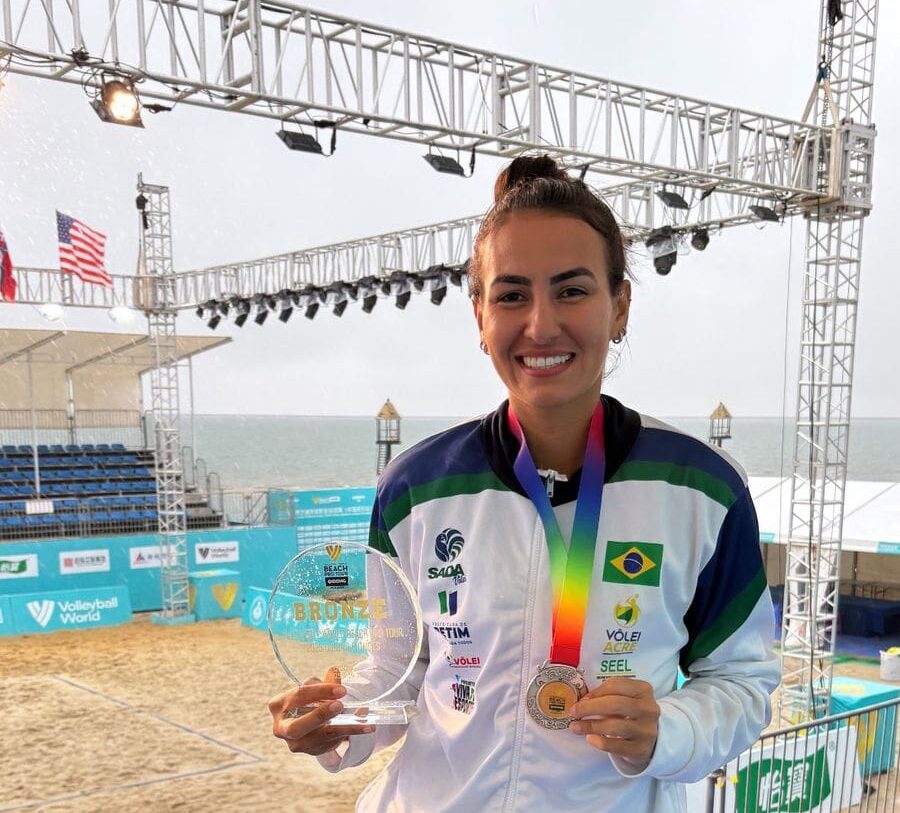 Atleta acreana conquista bronze na China pelo Circuito Mundial de Vôlei de Praia